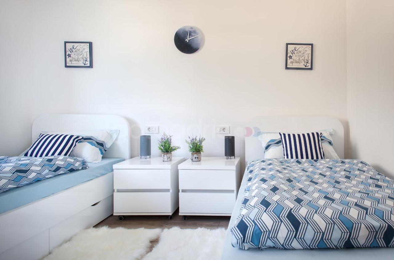 Luxury Apartment Sofia -Free Beach Parking Makarska Exterior foto